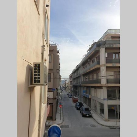 Central Studio Very Close To The Port Of 沃洛斯 外观 照片