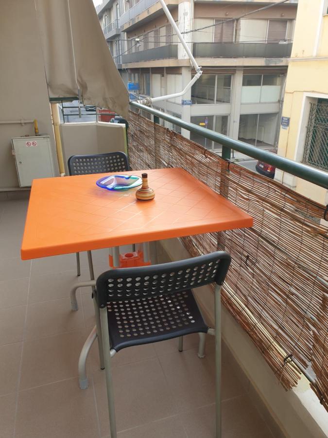 Central Studio Very Close To The Port Of 沃洛斯 外观 照片